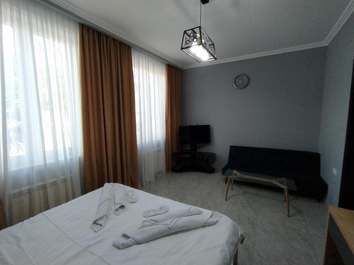 Nice Apartments Tbilisi Exterior photo